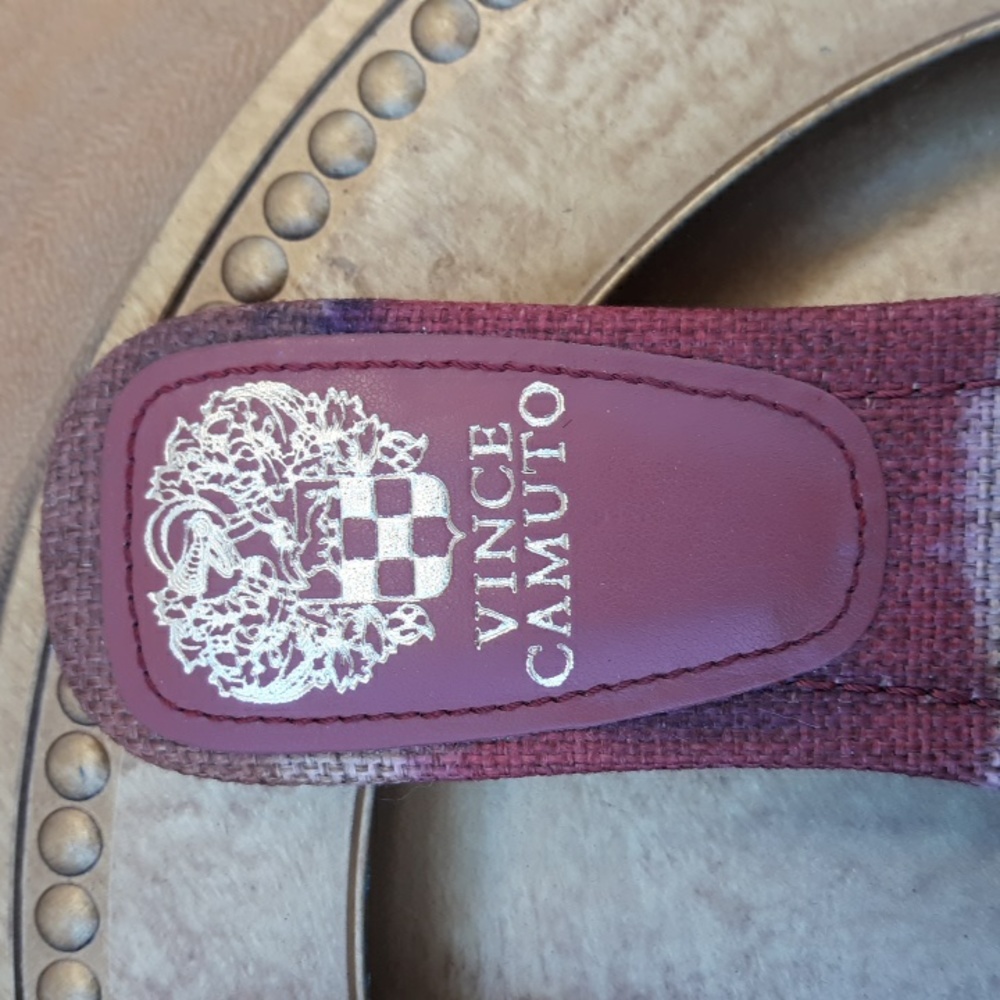 NWT VINCE CAMUTO PRTINDAL SLIDE SANDAL - Picture 4 of 8
